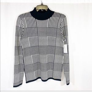Tahari Houndstooth Sweater